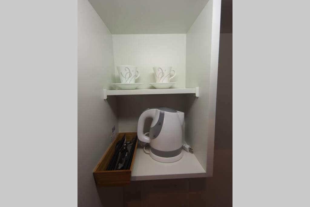Апартаменты 【Great Location!】Near Shinjuku Sta./Girls #302 Токио Экстерьер фото